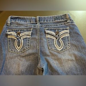 Royalty by YMI Capri Jeans